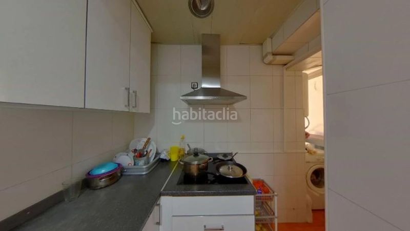 Foto e7d82f66-dbda-4544-9fa9-cc9ddaa562cd. Pis a Sant Martí de Provençals Barcelona