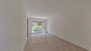 Appartement  Carrer de ramon casas. Mollet del vallès, (barcelona). en rentabilidad (se vende alquil