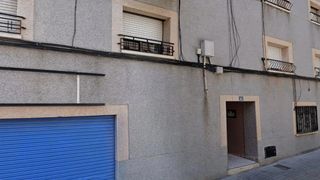 Appartamento  Carrer de l'escultor llimona. Viladecans, (barcelona). en rentabilidad (se vende alquilado, no