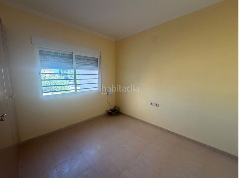 Foto 40903942-dd9a-4449-9d77-48b35db02de4. Casa adosada activo bancario en Godelleta