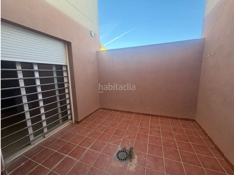 Foto d52a1253-fa3b-4118-a05b-a7ff17999401. Casa adosada activo bancario en Godelleta