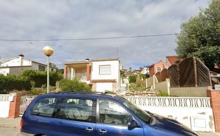 Chalet  Carrer prunera. Pobla de montornès (la), (tarragona). sin posesión “ocupado” (no