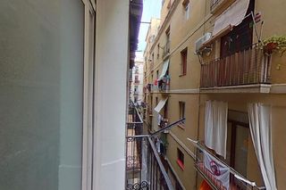 Pis a Carrer de Picalquers
