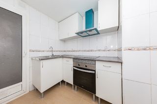 Pis  Carrer de la font d'en canyelles. Piso en rentabilidad, verdum, barcelona