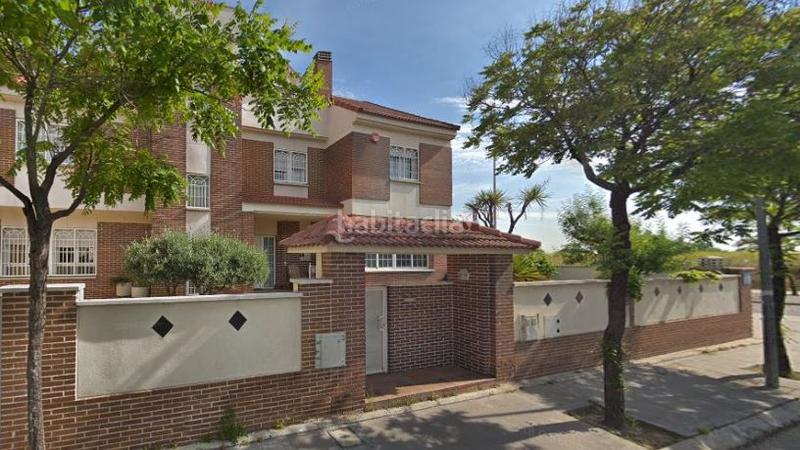 Foto d97ca790-dd35-4e70-88d9-92865e28d4e3. Casa a schiera in Leganés norte Leganés