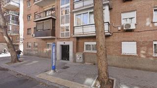 Piso  N/a. Madrid. sin posesión (no se puede visitar ni hipotecar).