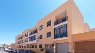 Flat  Calle poseidón. Roquetas de mar (almería). en rentabilidad (no se puede visitar