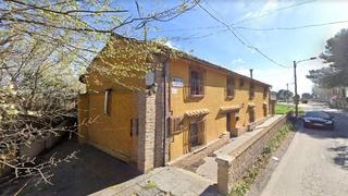Chalet  Calle de la estación. Zaragoza. sin posesión (no se puede visitar ni hipotecar).