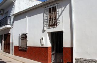 Casa adossada  N/a. Villanueva de la reina (jaén). "okupado" (no se puede visitar ni
