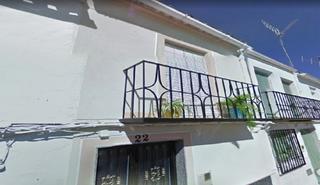 Casa adossada  N/a. Jódar (jaén). sin posesión (no se puede visitar ni hipotecar).