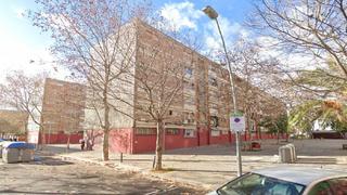 Piso  N/a. Barcelona. "okupado" (no se puede visitar ni hipotecar).