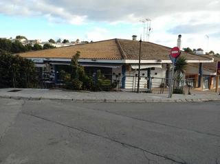 Local commercial  Carrer de cala falcó. Calle cala falcó, 30, cala mandia*