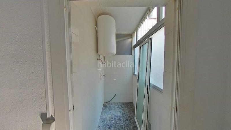 Foto 36604d14-1008-47ad-b1f6-4bc2ed682ea2. Piso (barcelona). "okupado" (no se puede visitar ni hipotecar). en Badalona