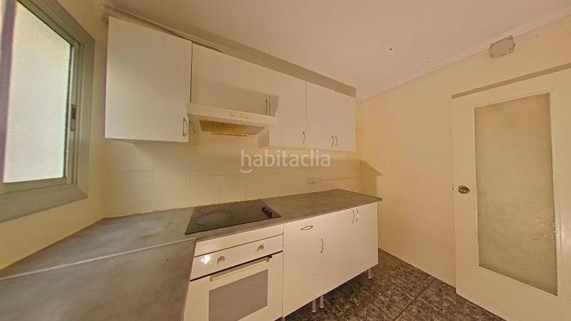 Foto ad9817db-e1dc-469d-87dc-fe2109a8f917. Piso (barcelona). "okupado" (no se puede visitar ni hipotecar). en Badalona