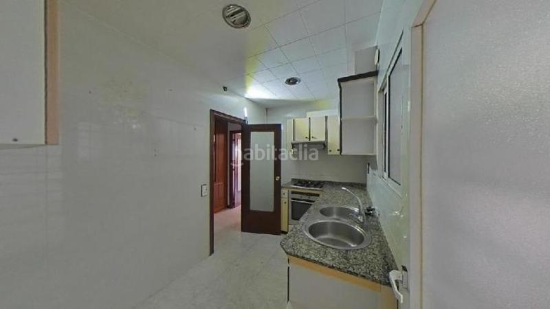 Foto 17b48b74-dc35-4c50-8816-5eb3ac3c5525. Piso (barcelona). "okupado" (no se puede visitar ni hipotecar). en Sabadell