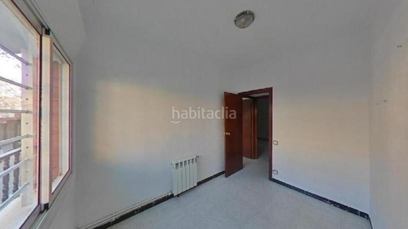 Foto 68ddb05a-fca0-4782-94f9-7b51f884e34f. Piso (barcelona). "okupado" (no se puede visitar ni hipotecar). en Sabadell