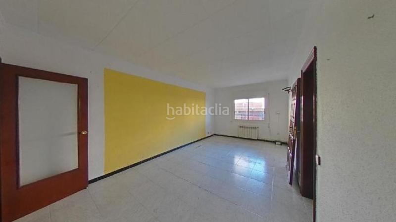 Foto b2962285-fa0b-4e51-9ed2-a065bdc039f6. Piso (barcelona). "okupado" (no se puede visitar ni hipotecar). en Sabadell