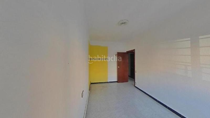 Foto e2427ebc-6fd3-4679-9005-e33314cb2cbd. Piso (barcelona). "okupado" (no se puede visitar ni hipotecar). en Sabadell