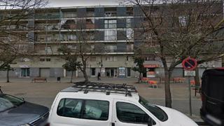 Pis  N/a. Montcada i reixac (barcelona). "okupado" (no se puede visitar ni