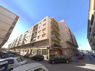 Flat  Carrer de joaquim sorolla. Palma de mallorca. "okupado" (no se puede visitar ni hipotecar).