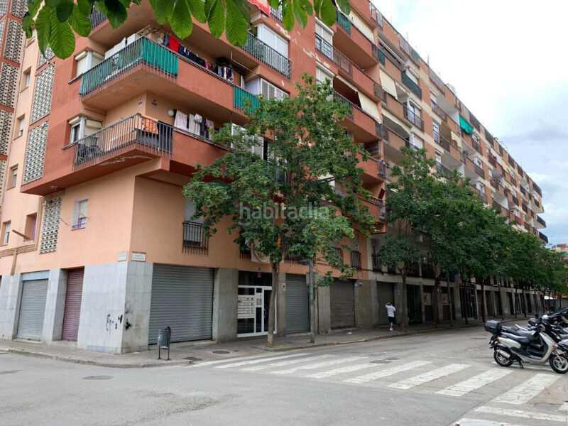 Foto bc38aace-07fd-49d6-822a-5d0e942965cf. Pis a Veïnat Salt