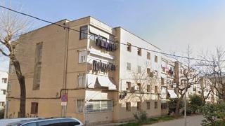 Flat  Plaça blocs florida. L´hospitalet de llobregat (barcelona). "okupado" (no se puede vi