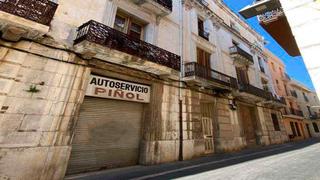 Edifici  Carrer major. Vilanova i la geltrù (barcelona). "okupado" (no se puede visitar