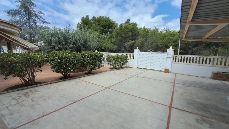 Foto b9e459e9-9a0c-4d0e-8df4-b391254ff4a1. Chalet en carrer josé gascón sirera 20 gran chalet betera en Bétera