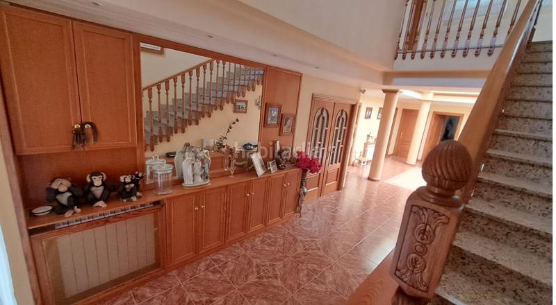 Foto efdeb2af-081d-4d26-93ce-77c294a0883c. Chalet en carrer josé gascón sirera 20 gran chalet betera en Bétera