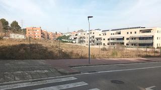 Terreny residencial  Carrer sector a migdia ca n'a. Sant esteve sesrovires (barcelona). sector a migdía ca n´amat.