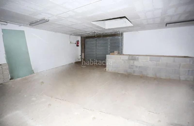 Foto 9b3051b3-ba04-4476-8d90-b7be63796e02. Locale commerciale in Brull (El)