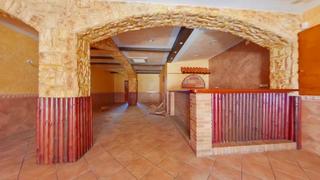 Local Comercial  Avinguda sant jordi. Roda de barà (tarragona). "okupado" (no se puede visitar ni hipo