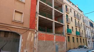 Edifici  Carrer del progrés. Figueres (gerona). c/ progrés.