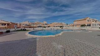 Flat  Ronda d. ricardo lafuente aguado. Torrevieja (alicante). en rentabilidad (se vende alquilado, no s