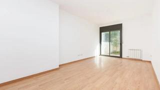 Appartamento  Carrer de guadalajara. Terrassa (barcelona). en rentabilidad (se vende alquilado, no se