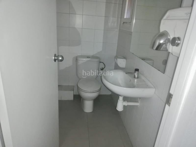 Foto 747c7d73-b90e-4945-9a91-abe120f8ba22. Locale commerciale in La Cogullada Terrassa