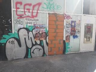 Local commercial  Carrer font. Hospitalet de llobregat, l´ (barcelona). en rentabilidad (se ven
