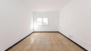 Appartement  Carrer de víctor balaguer. Badalona (barcelona). "okupado" (no se puede visitar ni hipoteca