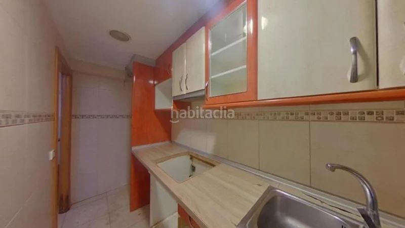 Foto 1f63556b-e5bf-45f8-be86-3fb2e43290a9. Pis a Sant Roc Badalona