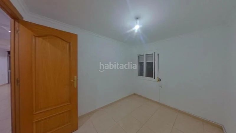 Foto c2d49525-220b-4cd1-b98c-5daa4ca98ca0. Pis a Sant Roc Badalona