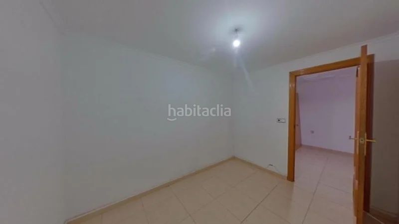 Foto c39a0dfd-8bc6-4216-8e10-fbac786be665. Pis a Sant Roc Badalona