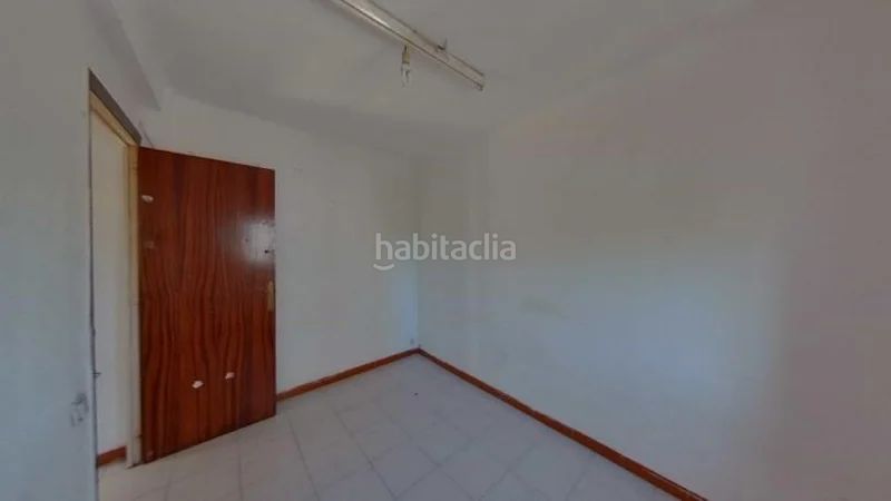 Foto e0b82ce2-b453-41de-b571-a4c85220c050. Pis a Sant Roc Badalona