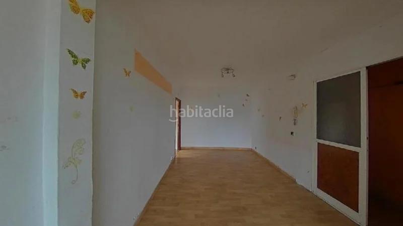 Foto 2c13e8d1-2b0b-4029-a7fc-c8e508763cbf. Flat in Sant Roc Badalona