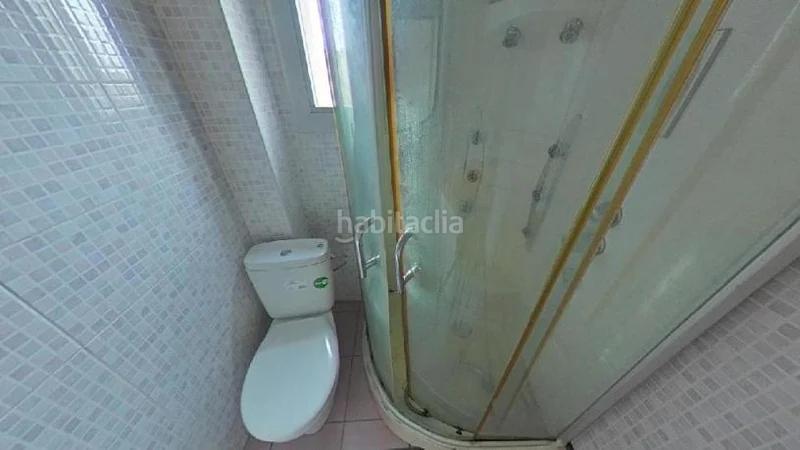Foto b6fda6a3-d7c1-4d5b-89c0-b8d206295054. Flat in Sant Roc Badalona