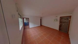 Etagenwohnung  Carrer de catània. Barcelona. "okupado" (no se puede visitar ni hipotecar).