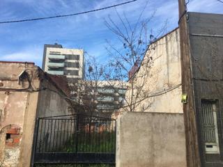 Terreny residencial  Carrer del vallespir. Sabadell (barcelona). c/ vallespir, 43.
