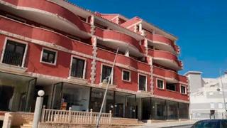 Local Comercial  Avenida ronda. Macael (almería). "okupado" (no se puede visitar ni hipotecar).