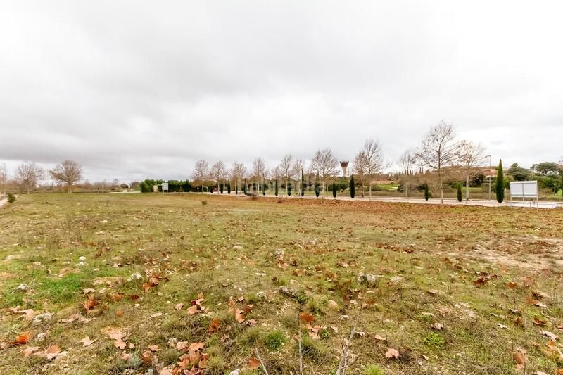 Foto 17de2523-6ae7-49ea-80e6-3366ce383205. Wohngrundstück in Yebes - valdeluz Yebes