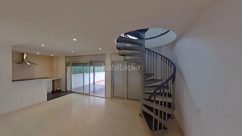 Foto 889a4ee6-3d7a-48fe-92b0-4470c50edc8a. Duplex dans Can Vinader Castelldefels