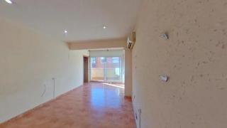 Appartement  Carrer de josep recort i dagà. Cornellà de llobregat (barcelona). "okupado" (no se puede visita